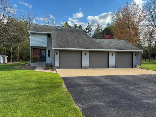 5545 RIVERVIEW COURT, Stevens Point, WI 54482