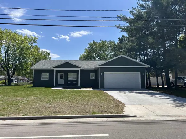 715 WASHINGTON STREET, Prescott, WI 54021