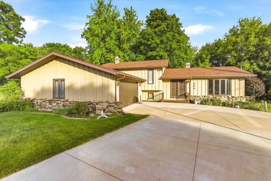 206 BUCHANAN STREET, Little Chute, WI 54140 - #3