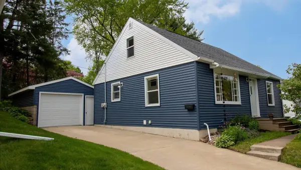 206 N 10TH AVENUE, Wausau, WI 54401