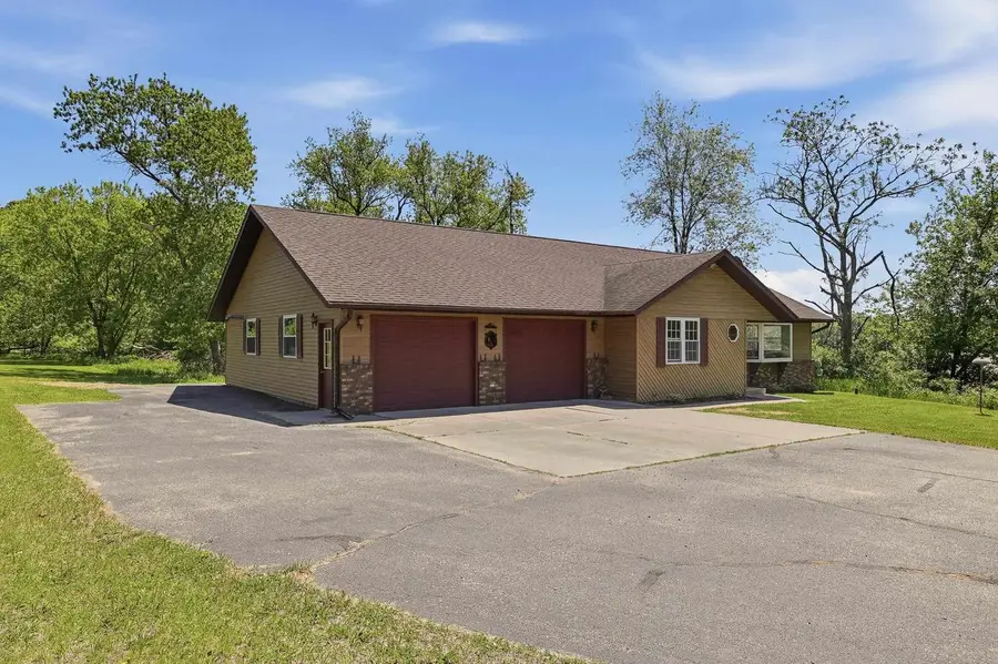1957 COUNTY ROAD T NORTH, Amherst Junction, WI 54407 - #3
