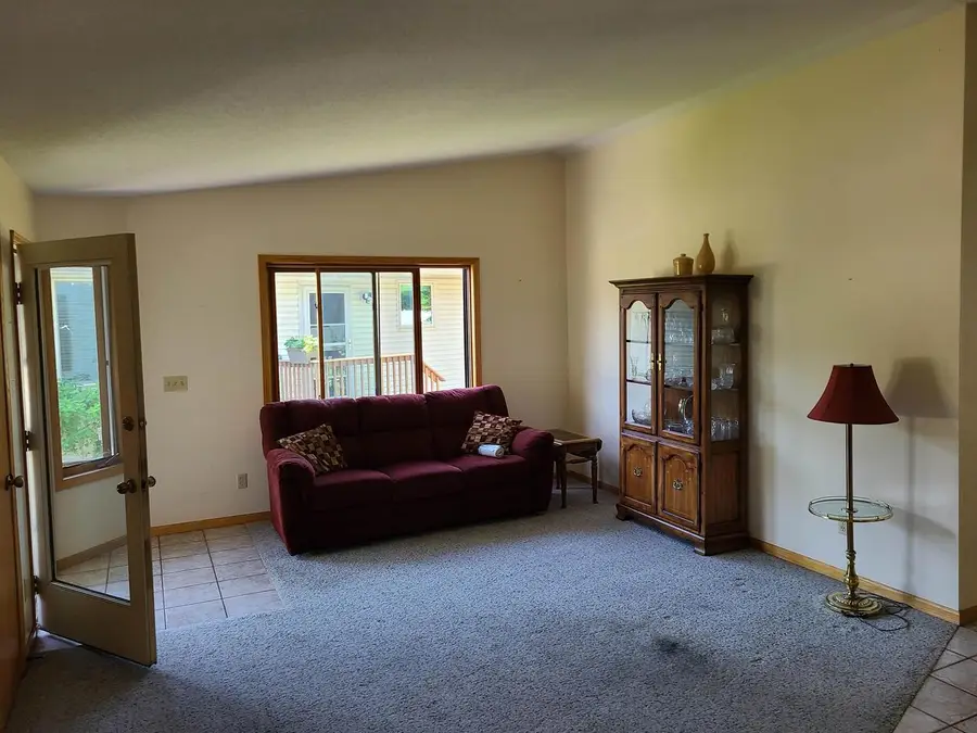 3158 S 33RD STREET, La Crosse, WI 54601 - #2