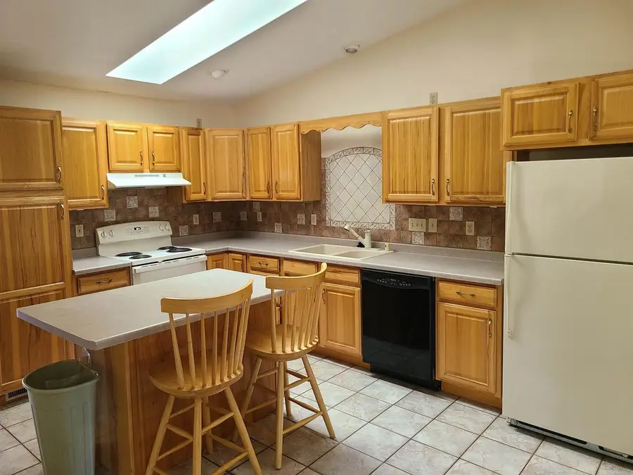 3158 S 33RD STREET, La Crosse, WI 54601 - #3