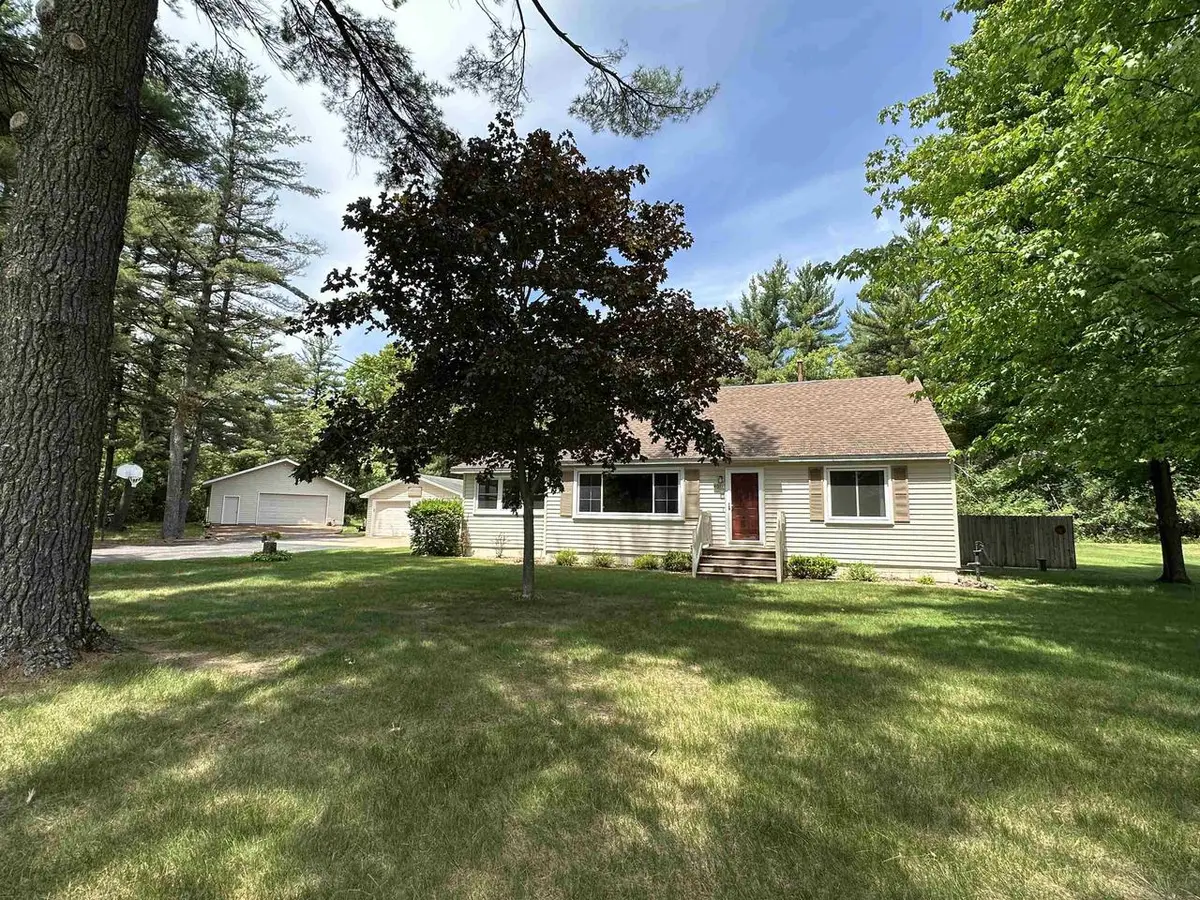 4011 GRIFFITH AVENUE, Wisconsin Rapids, WI 54494 - #1