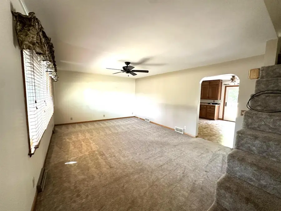 4011 GRIFFITH AVENUE, Wisconsin Rapids, WI 54494 - #3