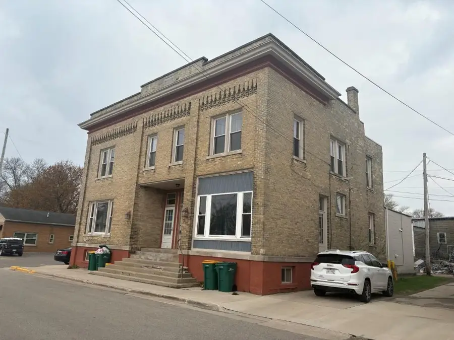 705 S WATER STREET, Lomira, WI 53048 - #2