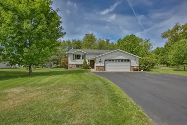 2167 MEADOW DRIVE, Kronenwetter, WI 54455