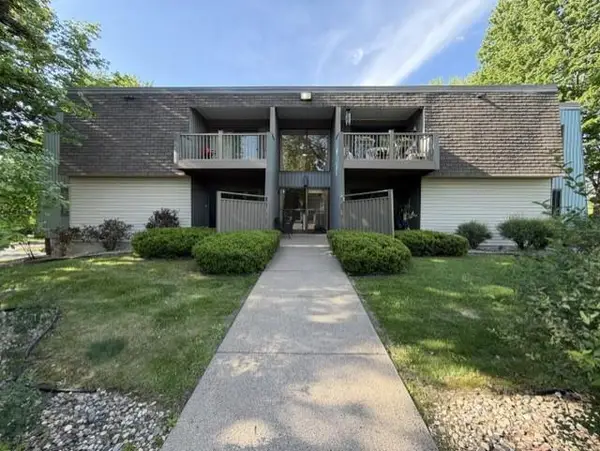 1609 SAWYER DRIVE #Unit 202, Marshfield, WI 54449