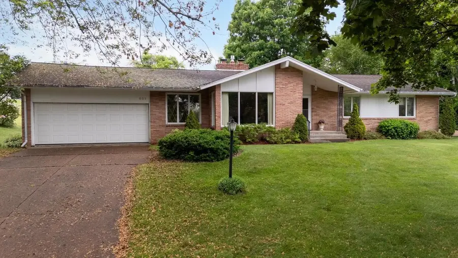 801 CHESTNUT STREET, Marathon, WI 54448 - #2