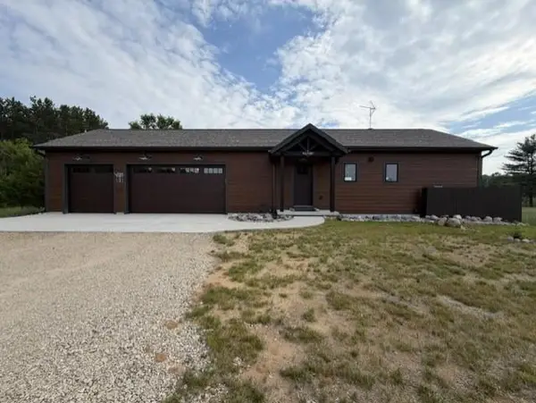 920 COUNTY ROAD GH, Wild Rose, WI 54984