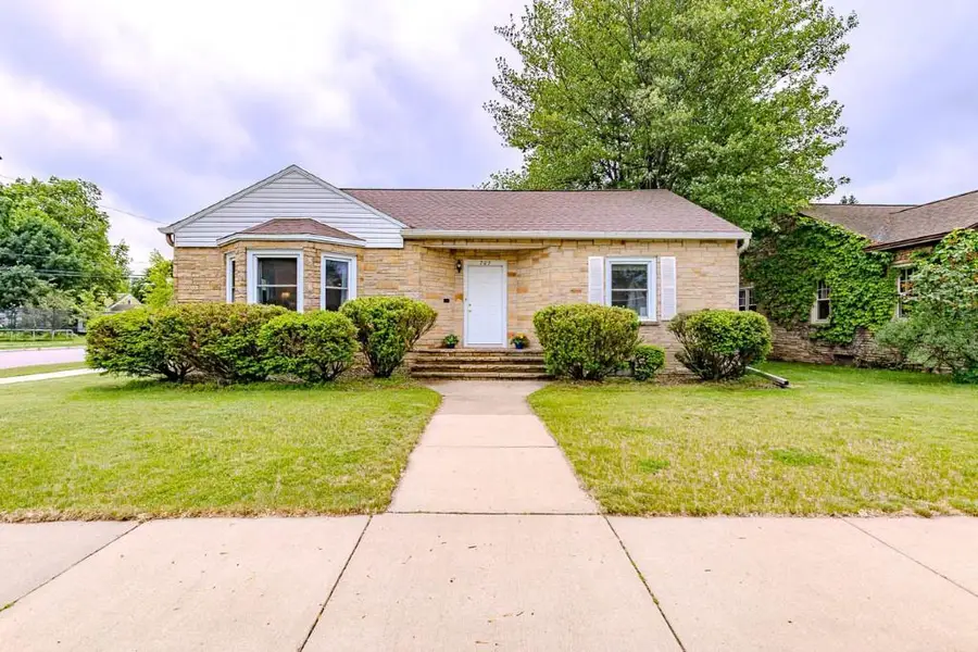 703 KENT STREET, Wausau, WI 54403 - #2
