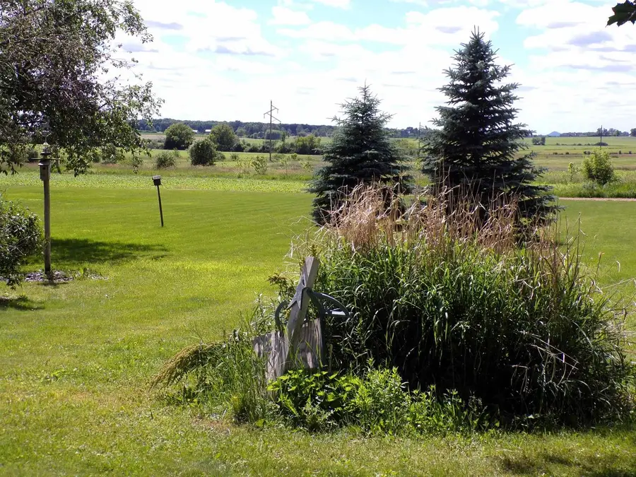 305 S THOMAS STREET, Loyal, WI 54446 - #2