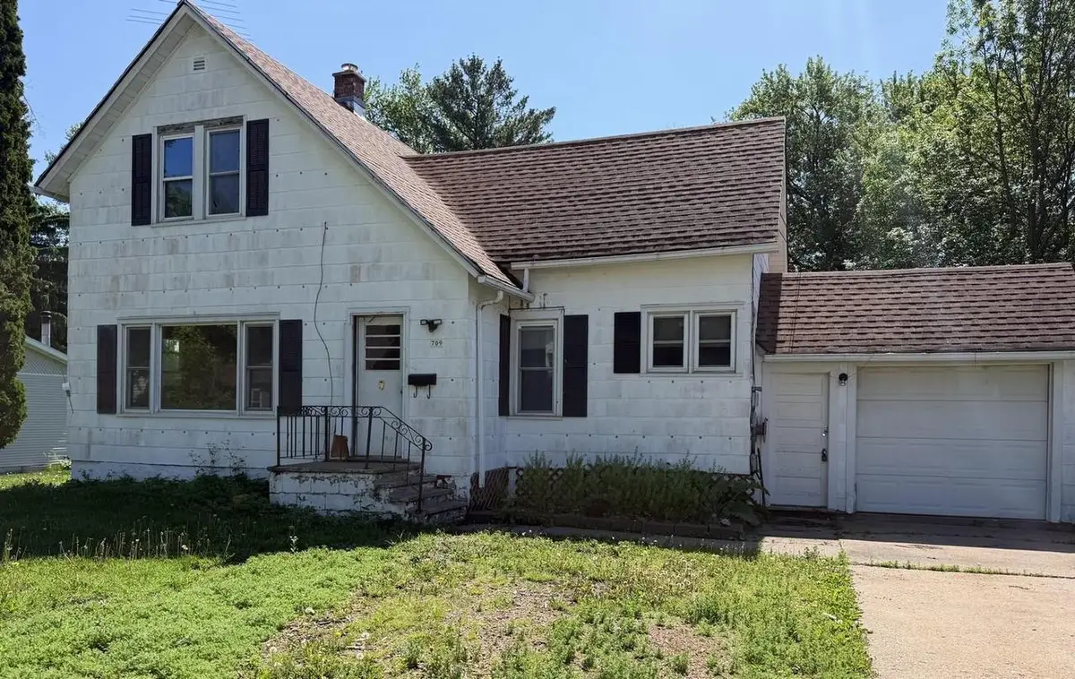 709 S ASH AVENUE, Marshfield, WI 54449 - #1
