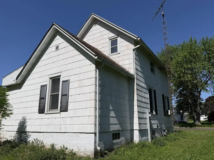 709 S ASH AVENUE, Marshfield, WI 54449 - #3