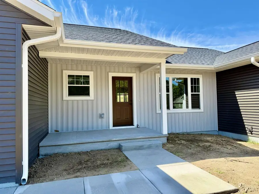 1351 Knapp Street, Oshkosh, WI 54729 - #2