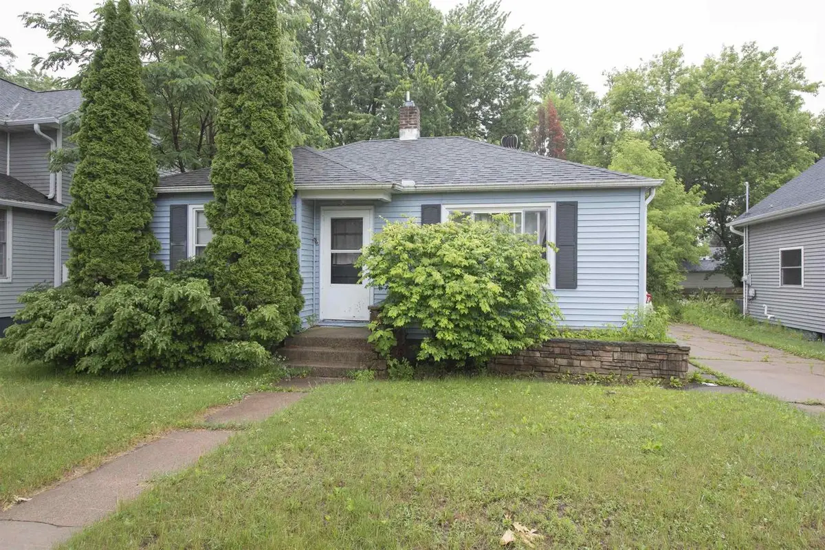 617 FOURTH AVENUE, Stevens Point, WI 54481 - #1