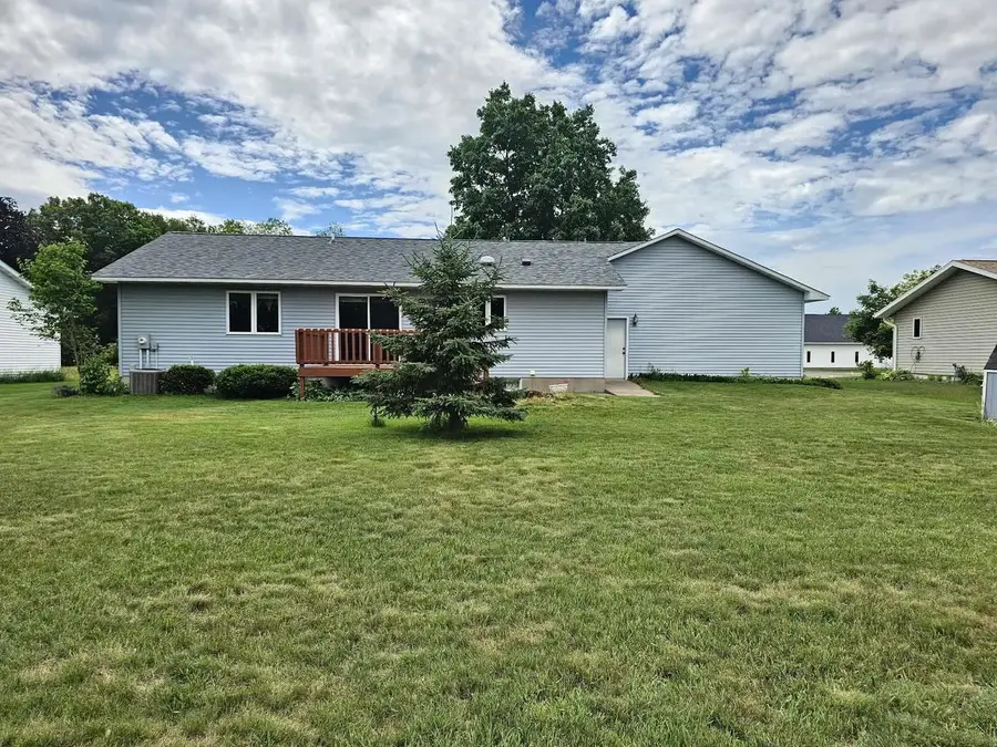 2320 JAMES AVENUE, Altoona, WI 54720 - #2