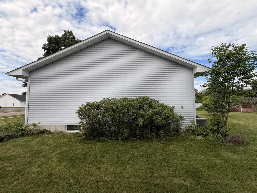 2320 JAMES AVENUE, Altoona, WI 54720 - #3