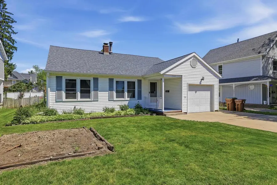 1724 MC CULLOCH STREET, Stevens Point, WI 54481 - #2