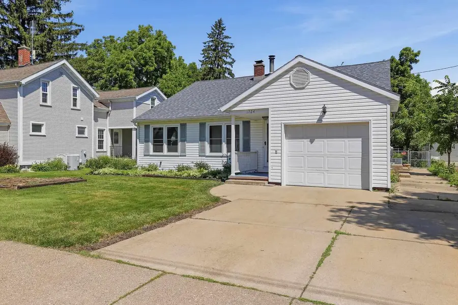 1724 MC CULLOCH STREET, Stevens Point, WI 54481 - #3
