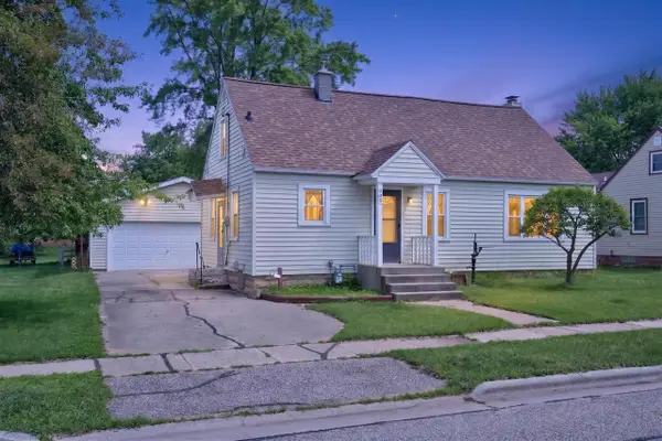 908 W 5TH STREET, Nekoosa, WI 54457