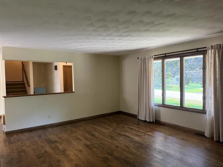 1107 W STATE AVENUE, Marshfield, WI 54449 - #3