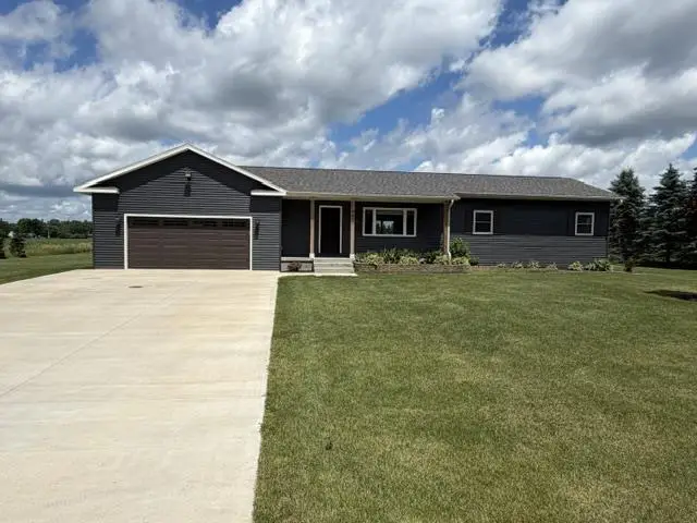 6611 GROVE AVENUE, Wisconsin Rapids, WI 54494 - #1
