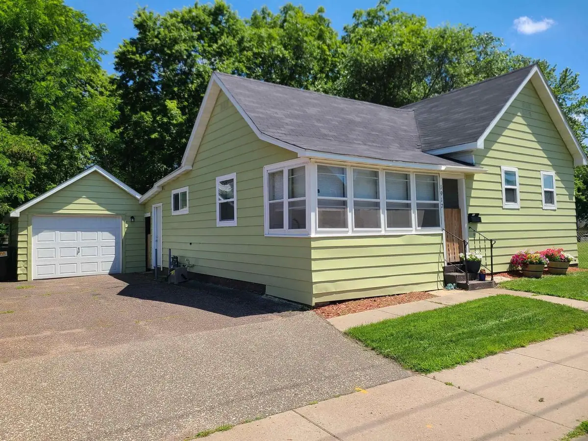 1917 3RD STREET, Eau Claire, WI 54703 - #1