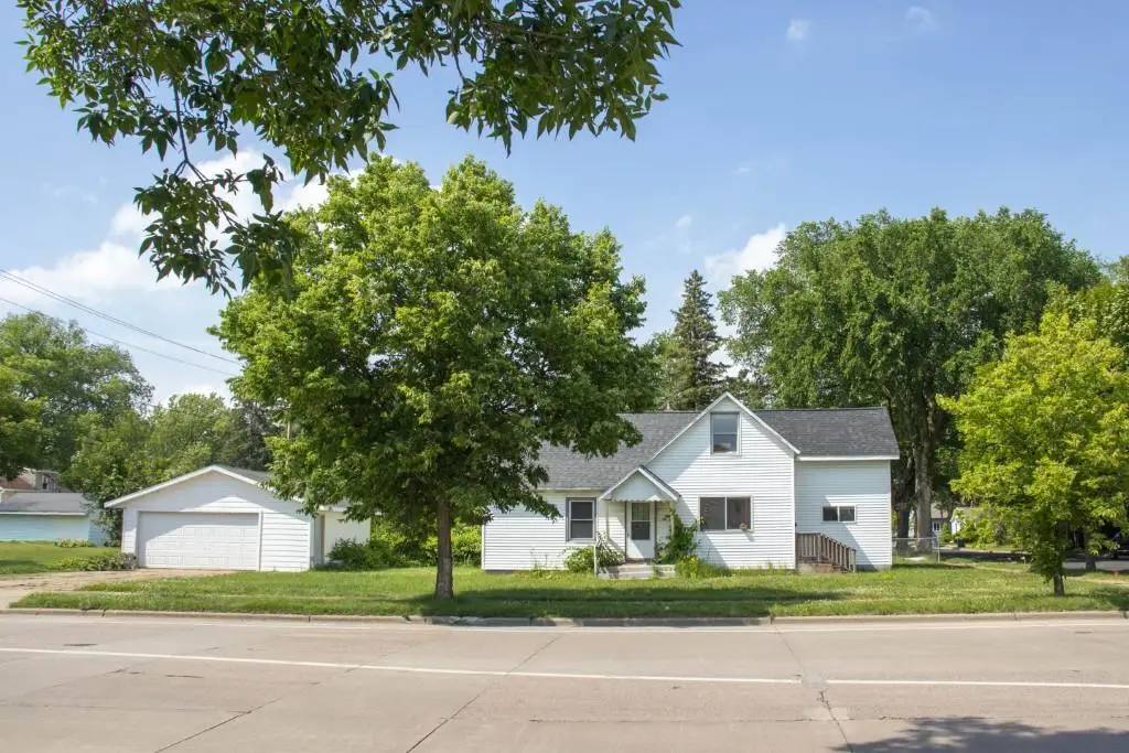 1002 N 1ST AVENUE, Wausau, WI 54401 - #1