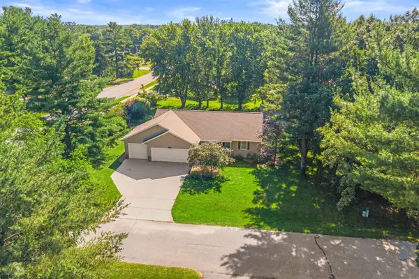 1010 WOODLAND COURT, Plover, WI 54467