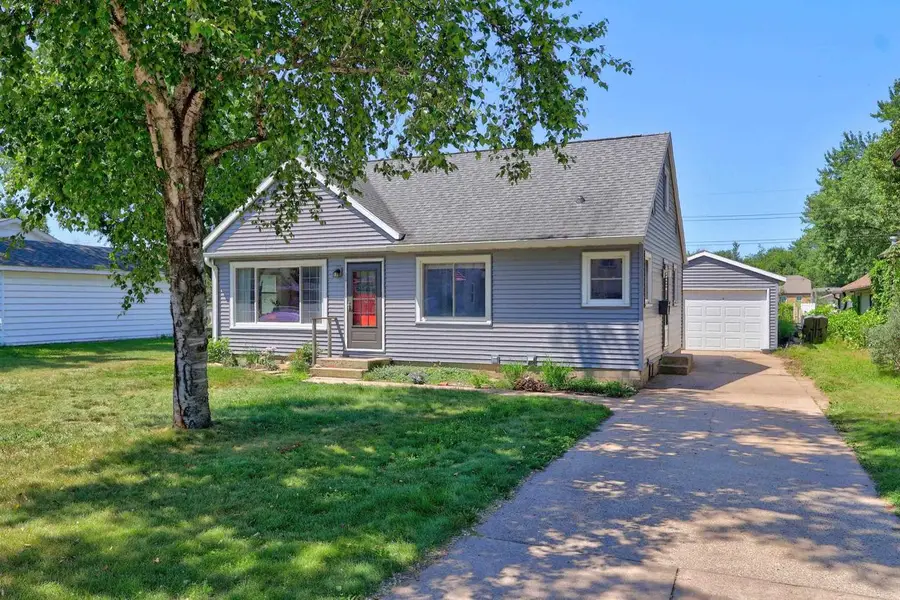 320 20TH AVENUE SOUTH, Wisconsin Rapids, WI 54495 - #2