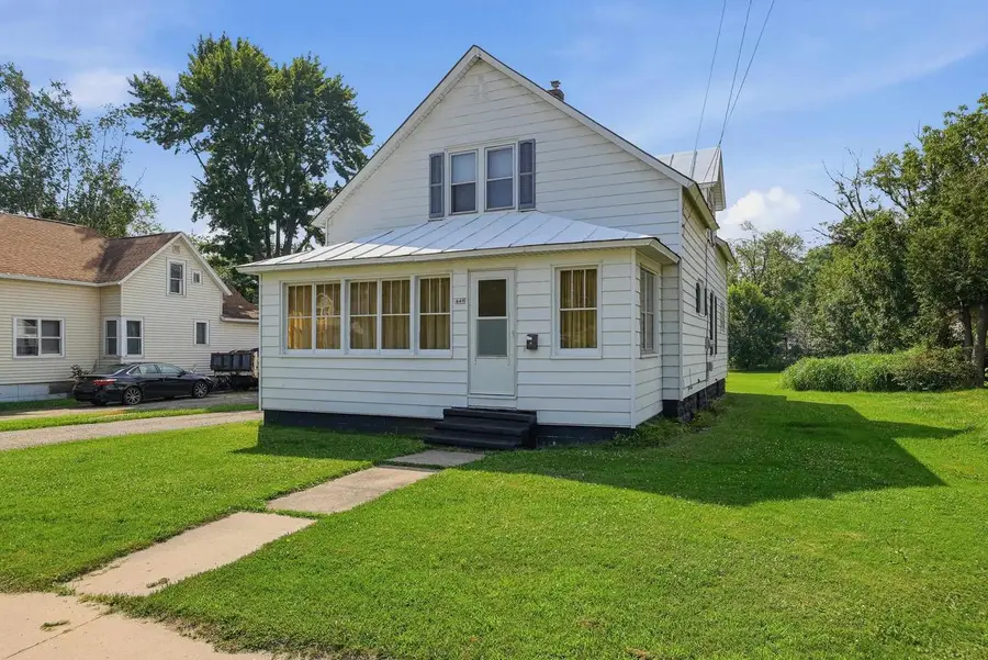 449 W CLARK STREET, Stevens Point, WI 54481 - #3