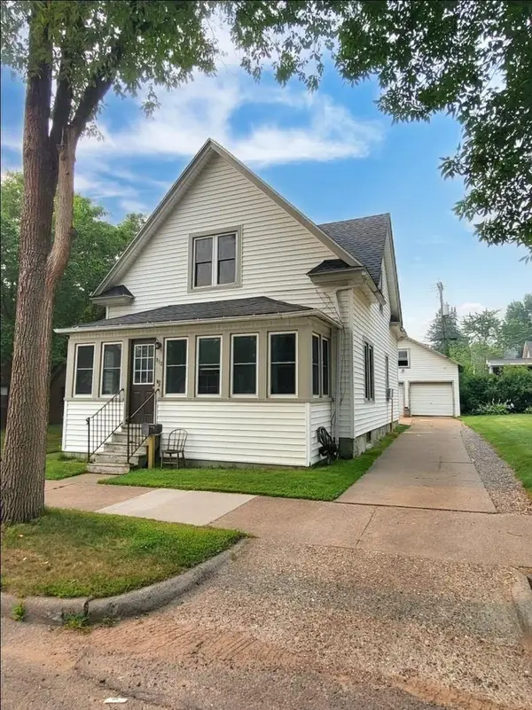 812 E BRIDGE STREET, Wausau, WI 54403