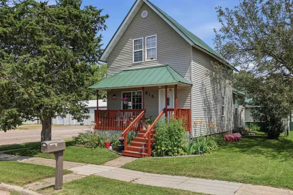 315 W DEPOT STREET, Marshfield, WI 54449