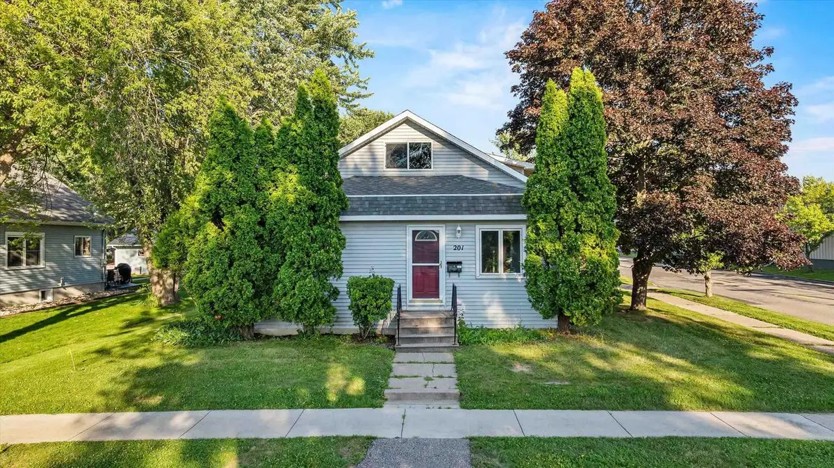 201 N CEDAR AVENUE, Marshfield, WI 54449 - #1