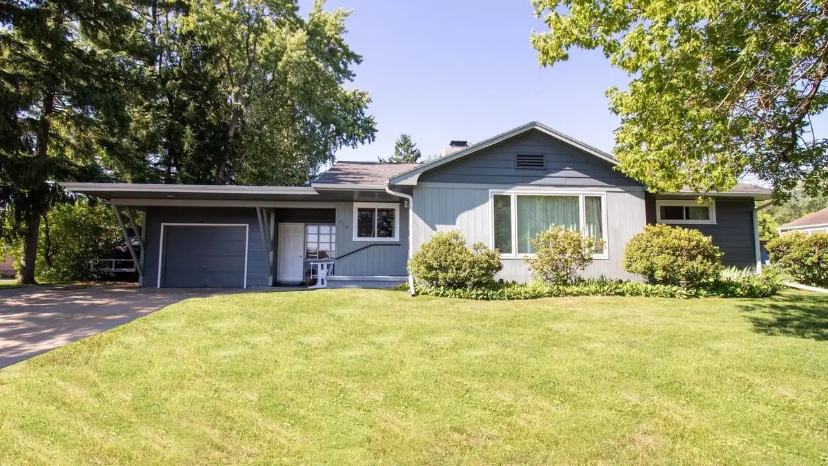 714 W RANDOLPH STREET, Wausau, WI 54401 - #1