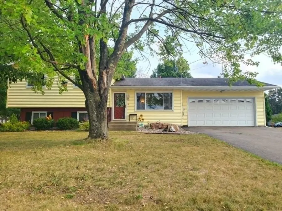 4203 STERNBERG AVENUE, Weston, WI 54476 - #2