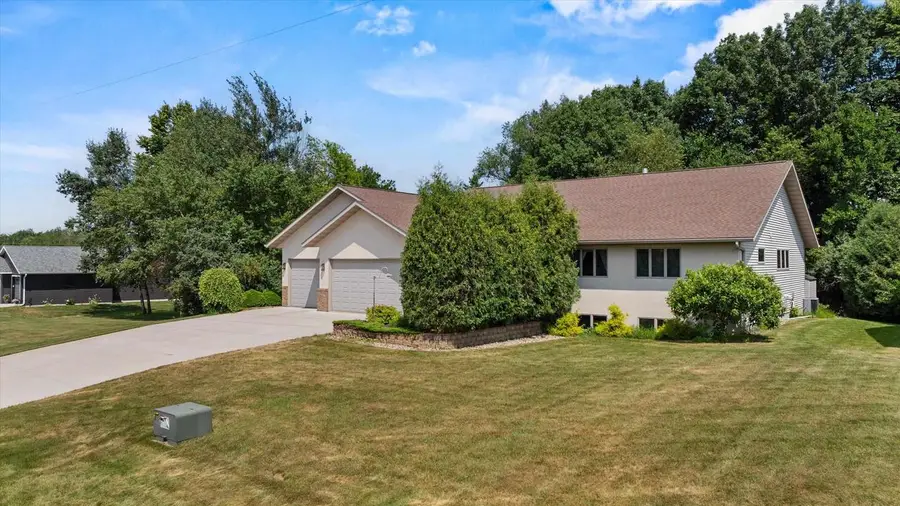 1201 W 11TH STREET, Marshfield, WI 54449 - #3
