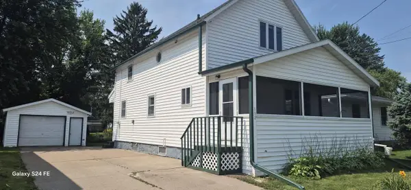112 W GRANT STREET, Marshfield, WI 54449