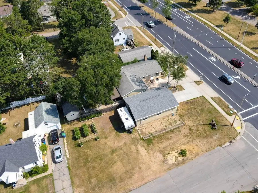 1134 S 17TH AVENUE, Wausau, WI 54401 - #3