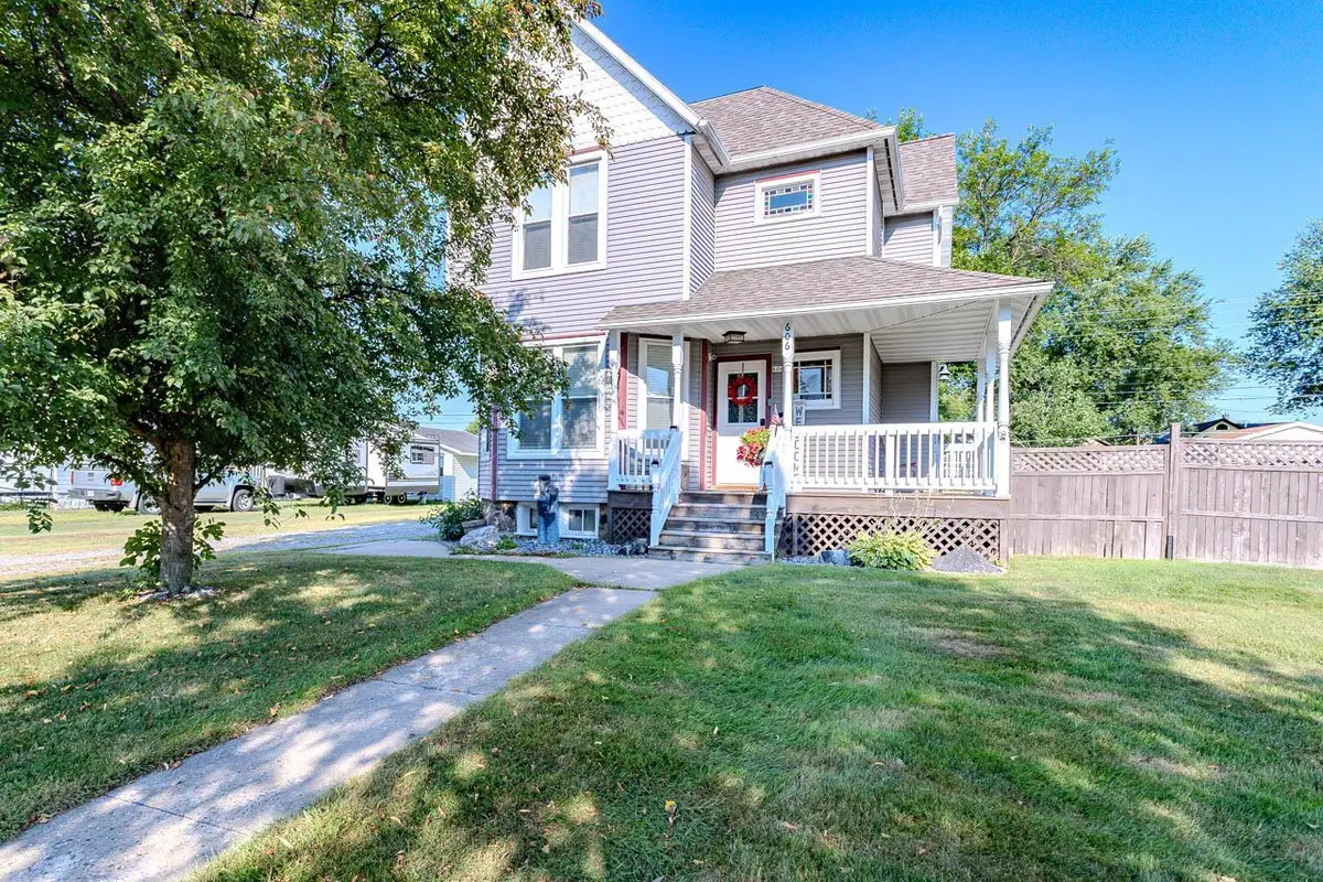 606 S VINE AVENUE, Marshfield, WI 54449 - #1