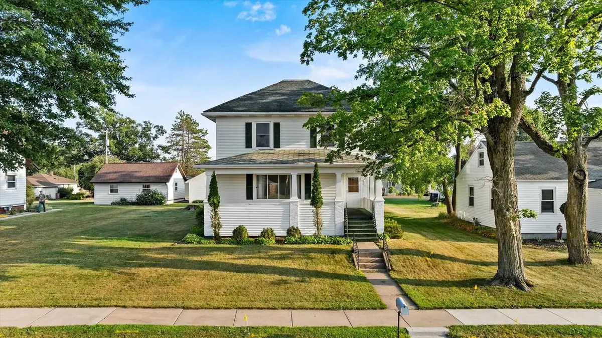 119113 LARCH STREET, Stratford, WI 54484 - #1