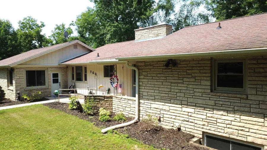 700 E RIVERSIDE AVENUE, Merrill, WI 54452 - #2
