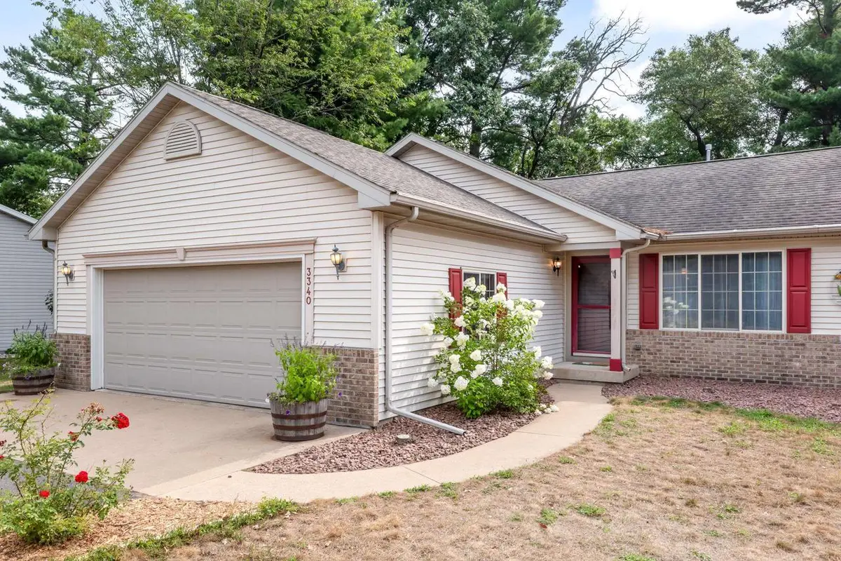 3340 BRIDLEWOOD DRIVE, Plover, WI 54467 - #1