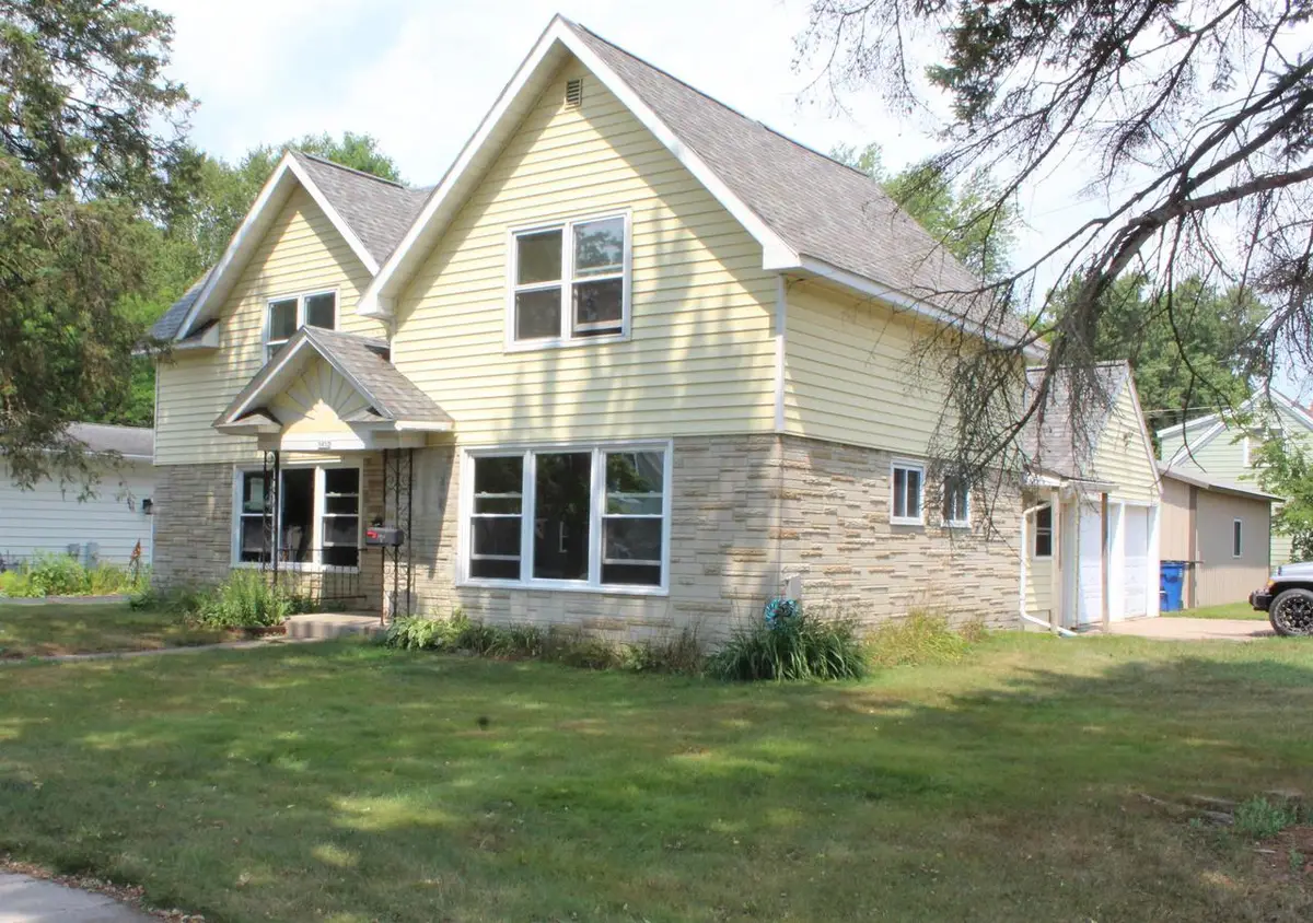 1412 E 6TH STREET, Merrill, WI 54452 - #1