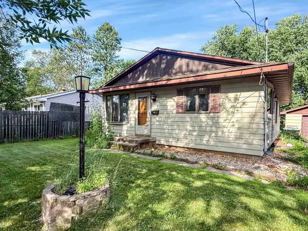 227 S VIRGINIA STREET, Antigo, WI 54409