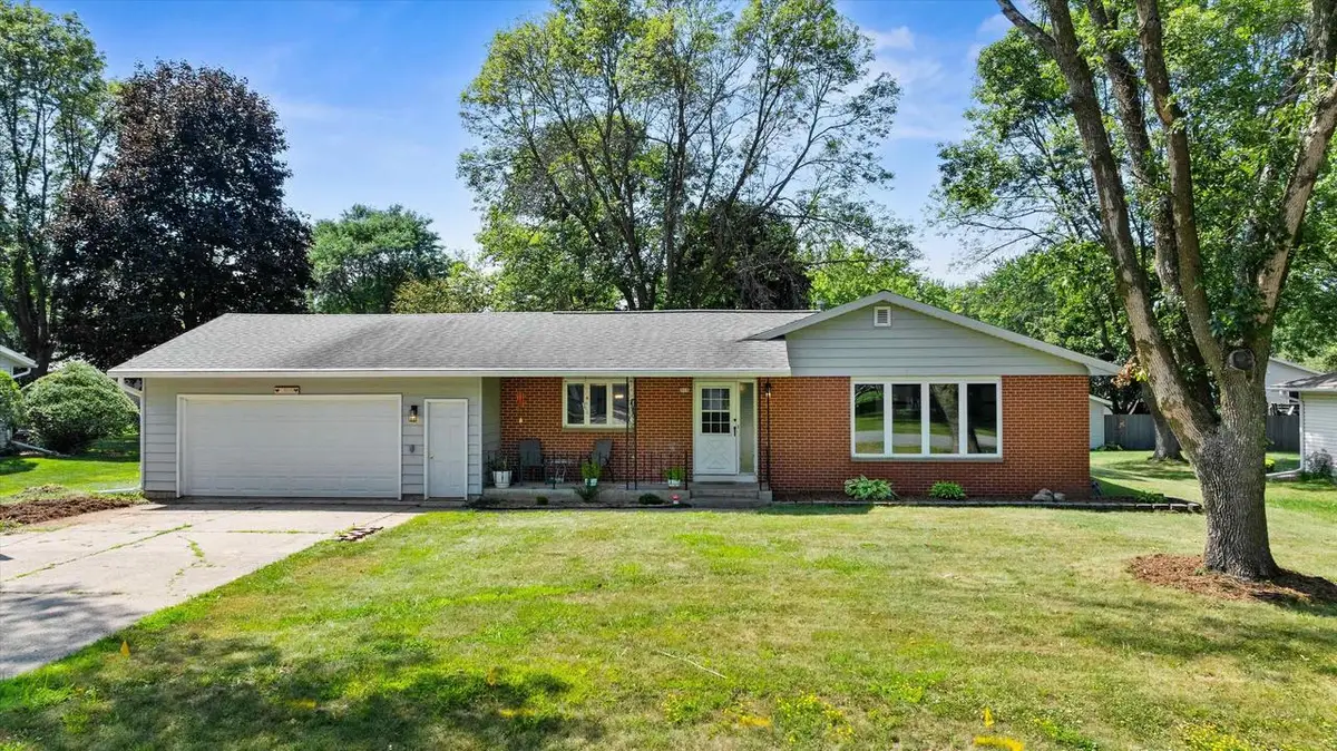 508 N AUBURN AVENUE, Marshfield, WI 54449 - #1