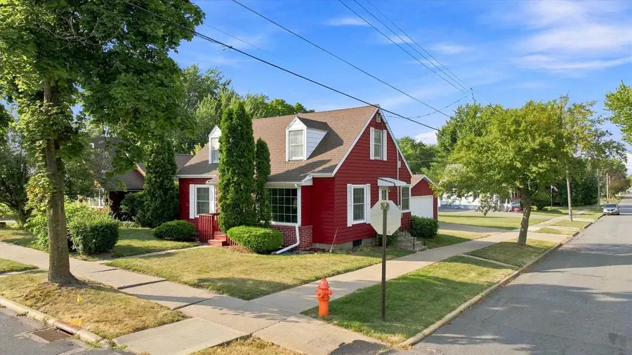201 W DOEGE STREET, Marshfield, WI 54449 - #3