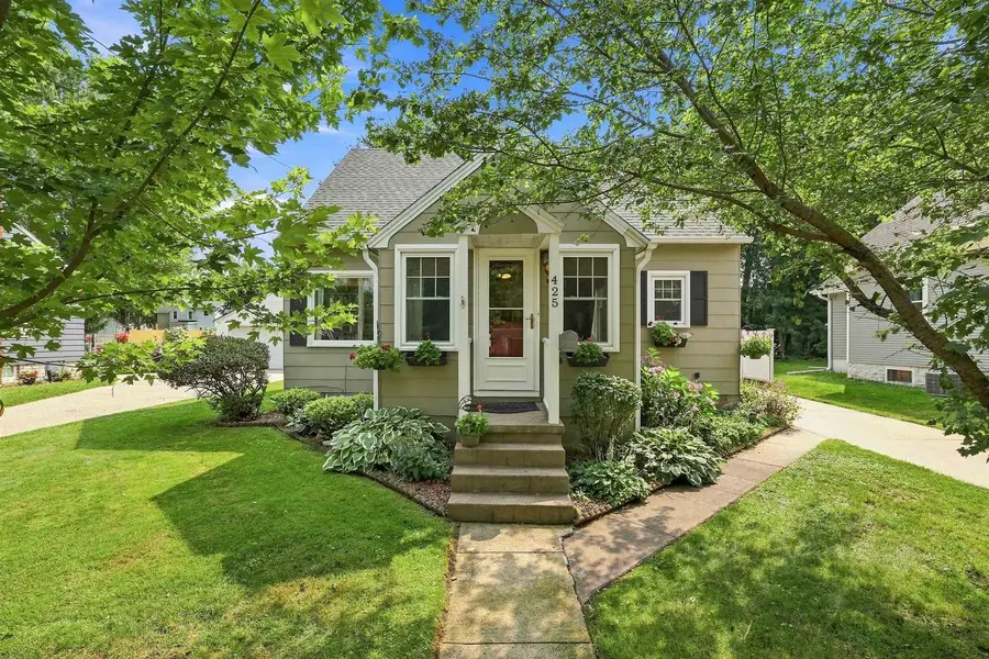 425 MEADOW STREET, Stevens Point, WI 54481 - #2