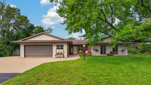 1016 SUNSET BOULEVARD, Stevens Point, WI 54481
